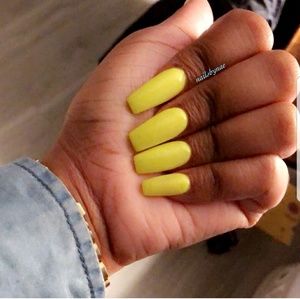 Meet your Posher, Crystal